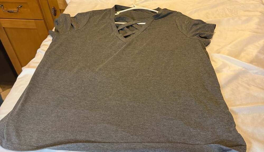 Shein Curve 2X Gray Crossover V-Neck Short Sleeve Casual T-Shirt